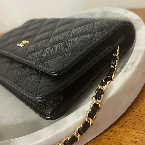 Chanel Wallet on Chain caviar leather - Picture 10 of 15